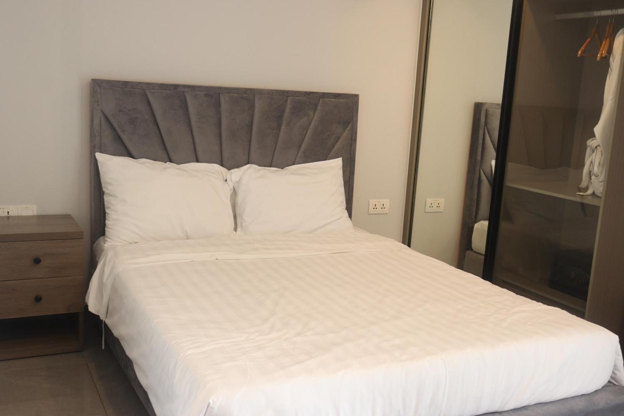 Parc21 Luxury Boutique Hotel Phnom Penh Exterior photo