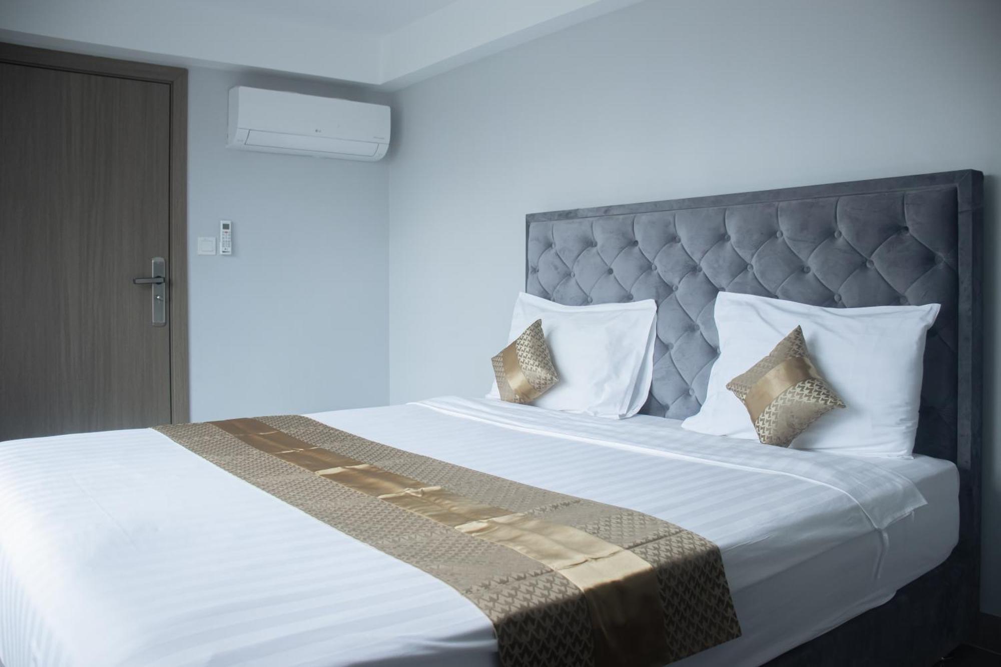 Parc21 Luxury Boutique Hotel Phnom Penh Exterior photo